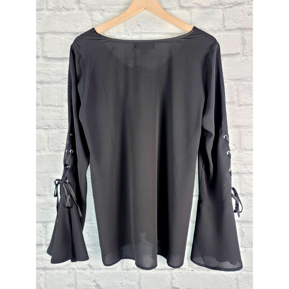 NWT BAND OF GYPSIES BLACK LACE UP BELL SLEEVE BOHO TOP - LARGE - Picture 3 of 10